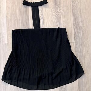 Strapless pleated tank with choker neck
